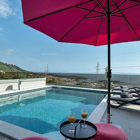 Villa Holiday Home Villa Orion