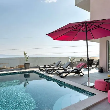 Вілла Holiday Home Villa Orion Макарська