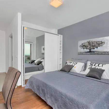 Holiday Home Villa Orion *